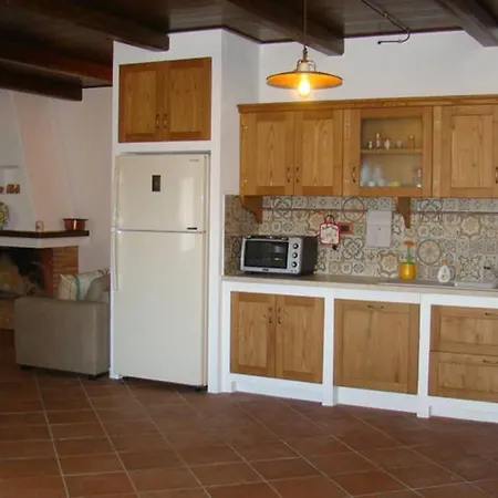 Bella Casa Con Giardino A 10 Minuti Dal Mare